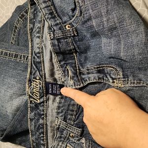 Trusty vanity jeans